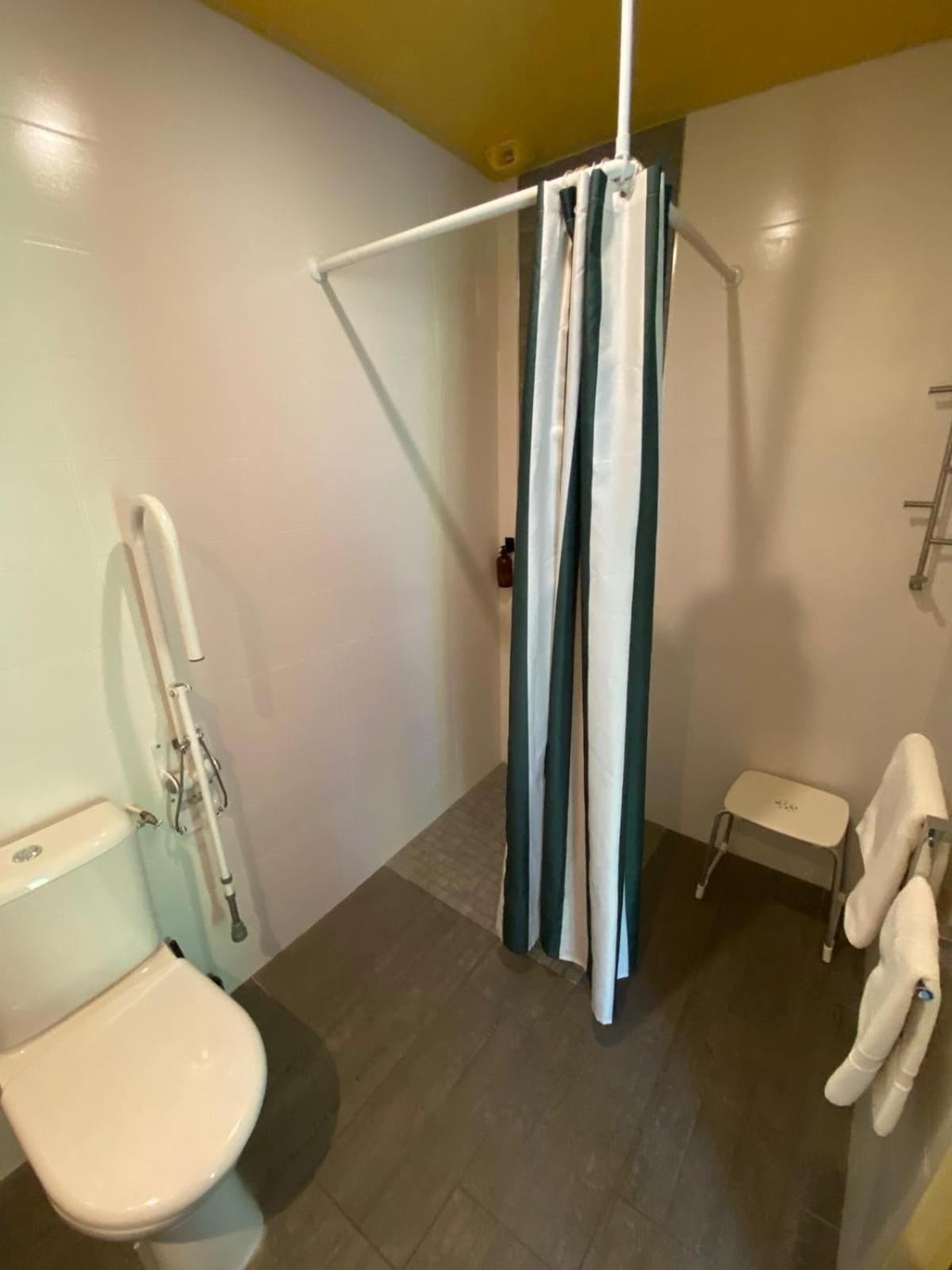 Hotel Les Voisins Beaucemaine Ploufragan Cameră foto