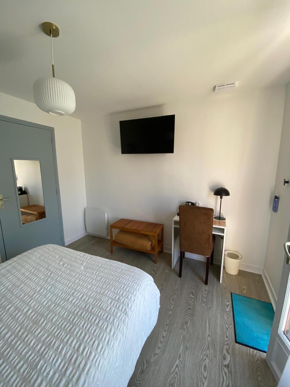 Hotel Les Voisins Beaucemaine Ploufragan Cameră foto